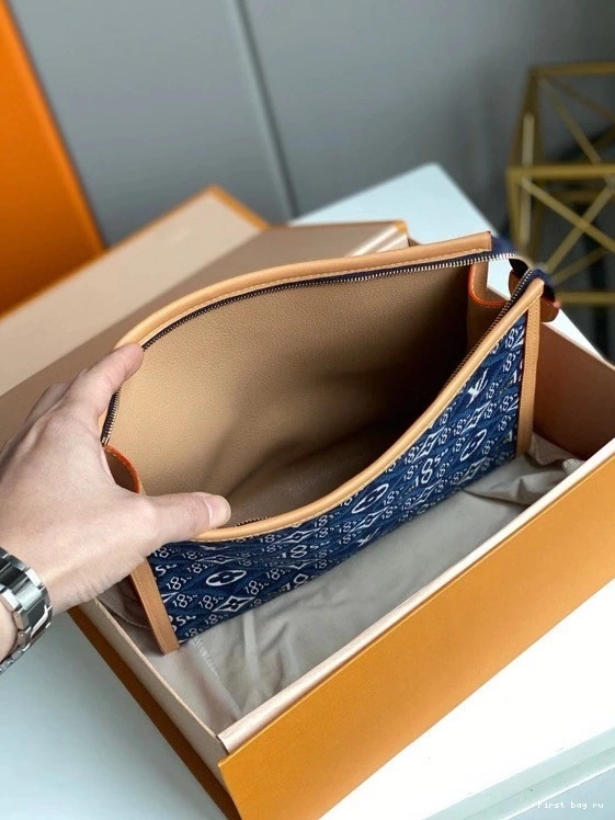 First bag ru TOILETRY POUCH VUITTON 1854 LOUIS 26 SINCE 0813